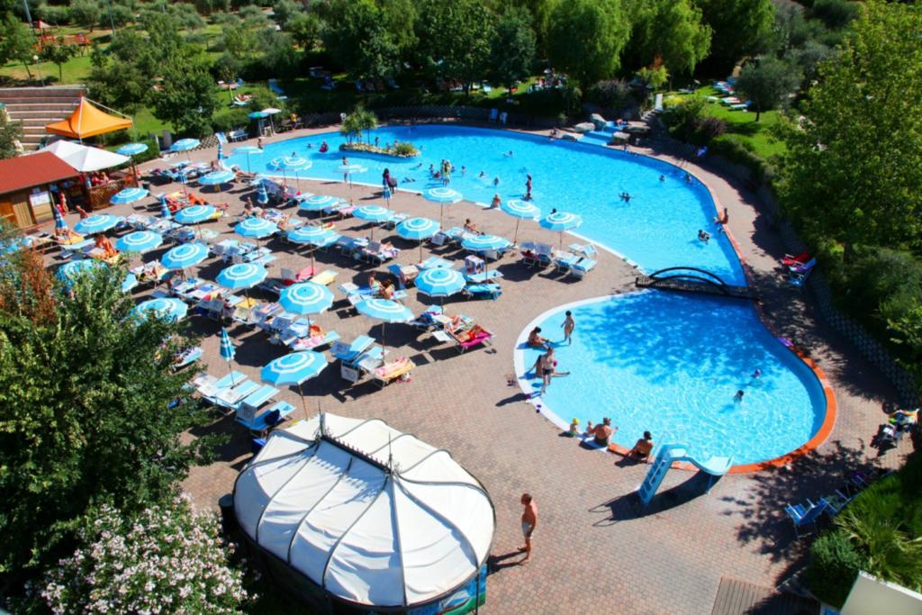 Garden Village San Marino Exterior foto